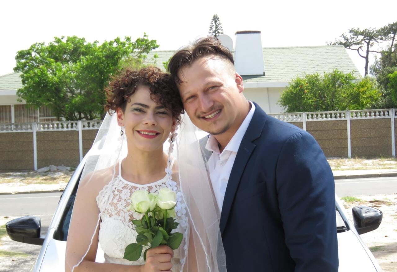 'n Egpaar op hul troudag